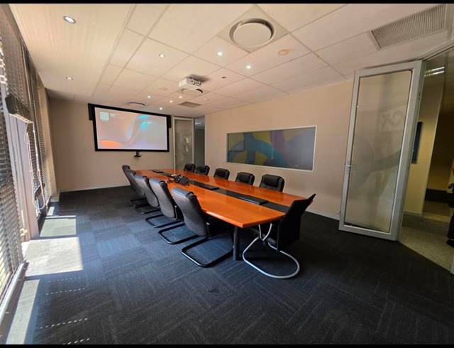 OFFICE PROPERTY TO RENT IN MENLYN